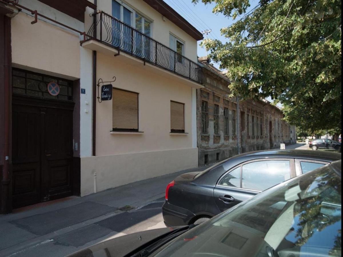 Cocic Garden Lägenhet Osijek Exteriör bild